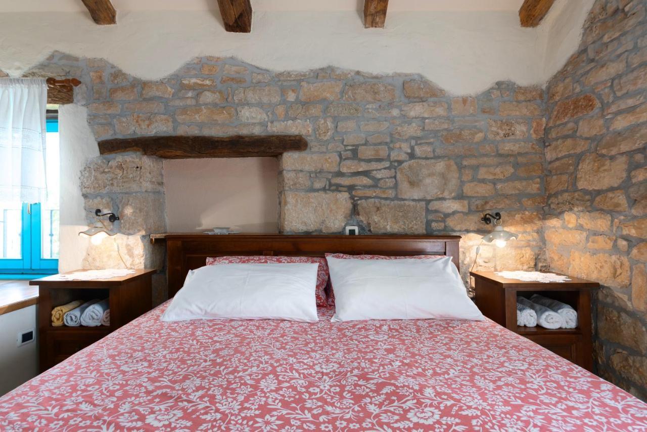Villa Janko Sveti Lovreč Pazenatički Esterno foto