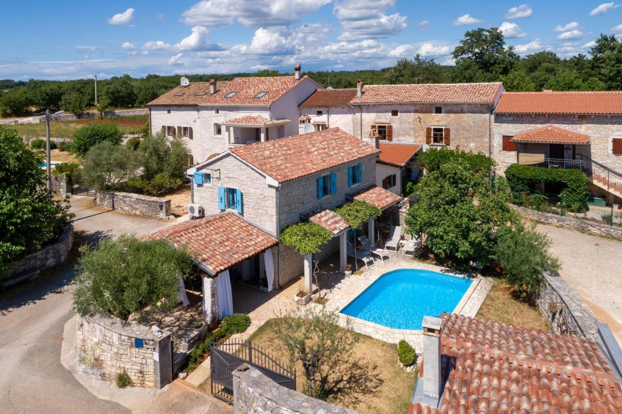 Villa Janko Sveti Lovreč Pazenatički Esterno foto